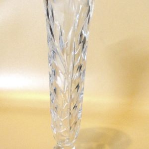 مزهرية ورد صغيرة من الكريستال المصقول (Crystal Bud Vase) بتصميم كلاسيكي على شكل بوق