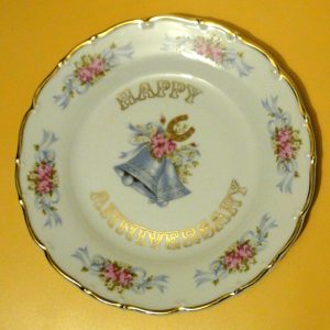 طبق تذكاري عتيق لعيد الزواج من البورسلين البوهيمي التشيكوسلوفاكي المطلي بذهب عيار 24 من MZ Czechoslovakia porcelain